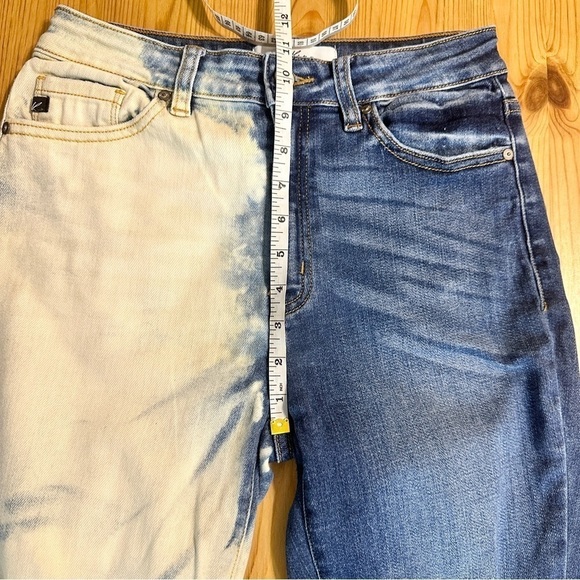 KanCan Split Bleach Dye Distressed Raw Hem Denim Jeans Women’s Size 9 / 28 - Picture 10 of 12